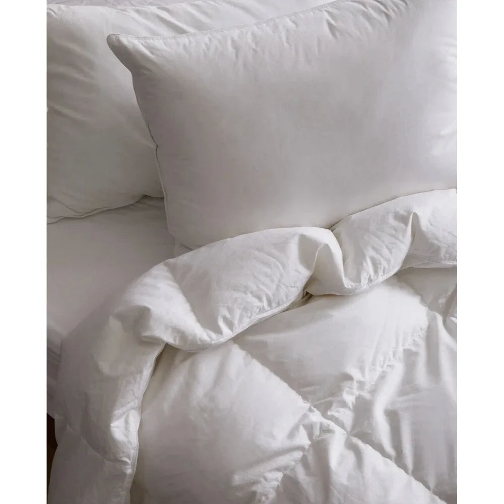 Quince All-Season Premium Duck Down Comforter Insert King Or Cal King MSRP $224